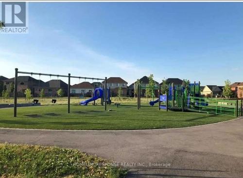 4451 Eclipse Way, Niagara Falls, ON - Outdoor