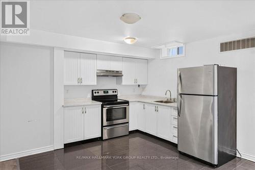 2094 Webster Blvd | Basement Kitchen - 2094 Webster Boulevard, Innisfil, ON - Indoor Photo Showing Kitchen