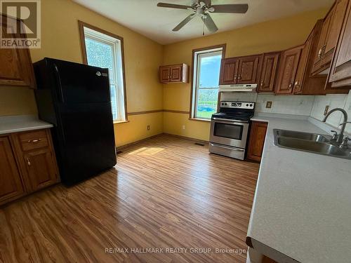 12 Circle Drive S, Rideau Lakes, ON - Indoor Photo Showing Kitchen With Double Sink