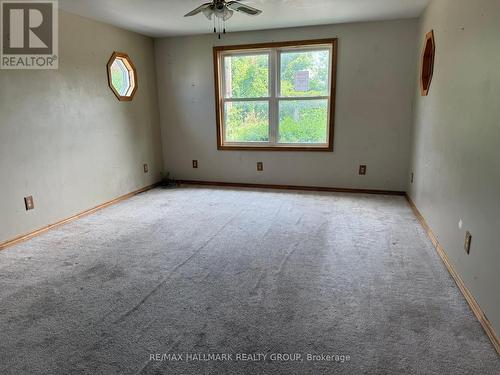 12 Circle Drive S, Rideau Lakes, ON - Indoor Photo Showing Other Room
