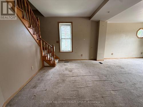 12 Circle Drive S, Rideau Lakes, ON - Indoor Photo Showing Other Room