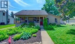 4 WELLINGTON Street  Paris, ON N3L 1S4