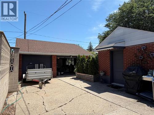 858 Laporte, Windsor, ON - Outdoor With Exterior