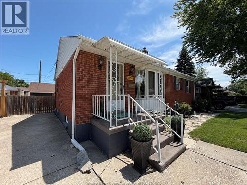858 Laporte, Windsor, ON - Outdoor