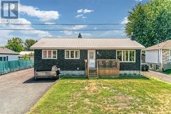 92 William Street  Chelmsford, ON P0M 1L0