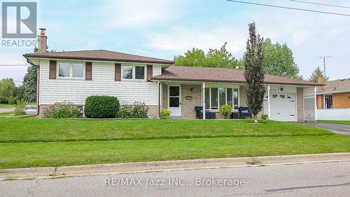 330 NIPIGON STREET  Oshawa (Mclaughlin), ON L1J 4N9