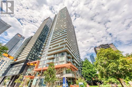 3706 - 50 WELLESLEY STREET E  Toronto, ON M4Y 0C8