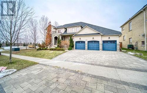 18 Soleil Boulevard, Aurora, ON - Outdoor