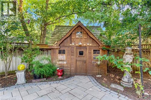 32 Pennsylvania Crescent, Kitchener, ON - Outdoor