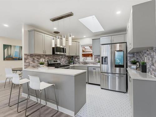40 Gateway Road, Halifax, NS - Indoor Photo Showing Kitchen With Upgraded Kitchen