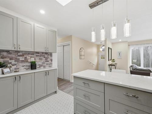 40 Gateway Road, Halifax, NS - Indoor Photo Showing Kitchen