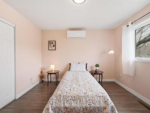 40 Gateway Road, Halifax, NS - Indoor Photo Showing Bedroom