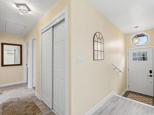 40 Gateway Road, Halifax, NS - Indoor Photo Showing Other Room