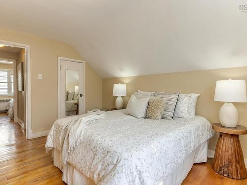 2821 Ralph Devlin Drive, Halifax, NS - Indoor Photo Showing Bedroom