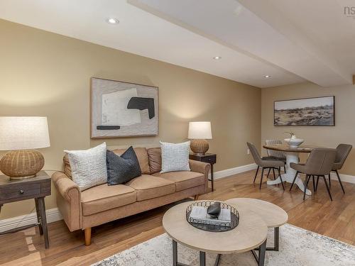 2821 Ralph Devlin Drive, Halifax, NS - Indoor Photo Showing Living Room