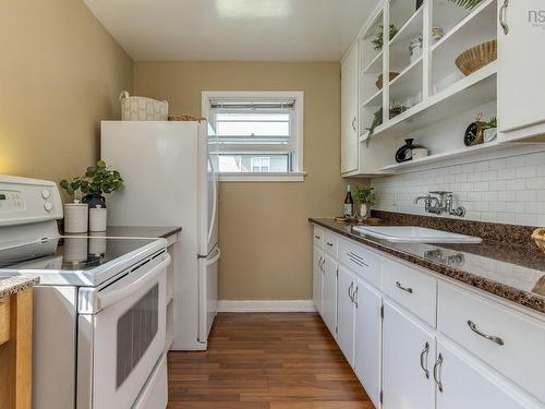 2821 Ralph Devlin Drive, Halifax, NS - Indoor