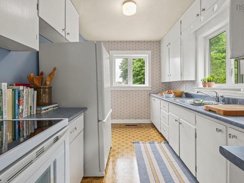 22 Kent Road, Kentville, NS - Indoor Photo Showing Kitchen With Double Sink