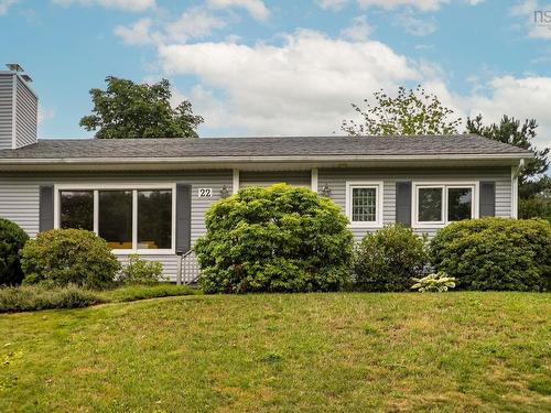 22 Kent Road  Kentville, NS B4N 2P1