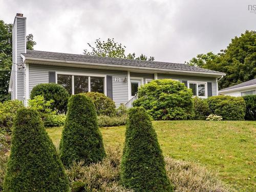 22 Kent Road, Kentville, NS - Outdoor