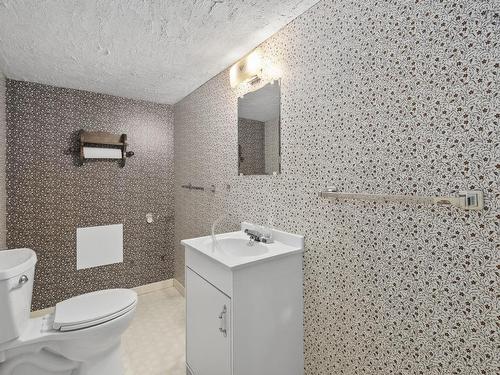 22 Kent Road, Kentville, NS -  Photo Showing Bathroom