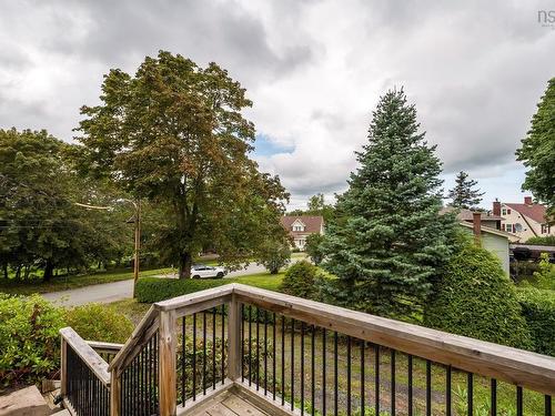 22 Kent Road, Kentville, NS - Outdoor