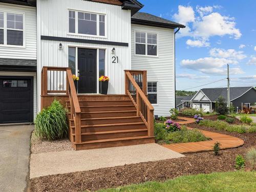 21 Waters Edge Lane, Cornwall, PE - Outdoor