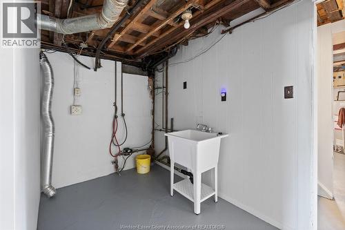 2293 Marentette, Windsor, ON - Indoor Photo Showing Basement