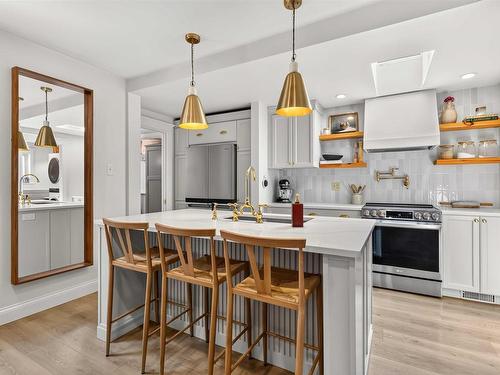 4 Maplewood Drive, Halifax, NS - Indoor Photo Showing Kitchen With Double Sink