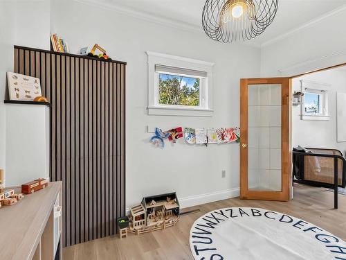 4 Maplewood Drive, Halifax, NS - Indoor