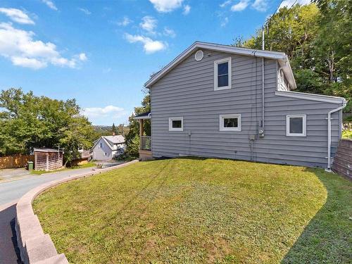 4 Maplewood Drive, Halifax, NS - Outdoor