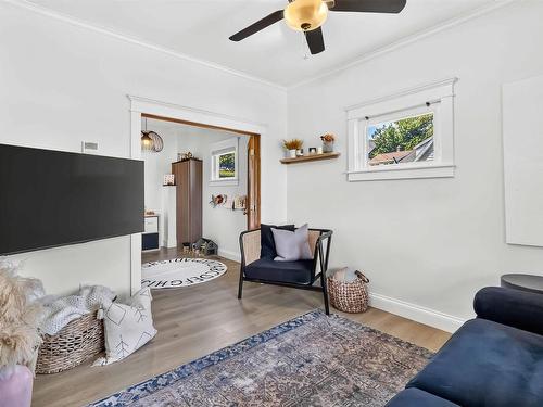 4 Maplewood Drive, Halifax, NS - Indoor