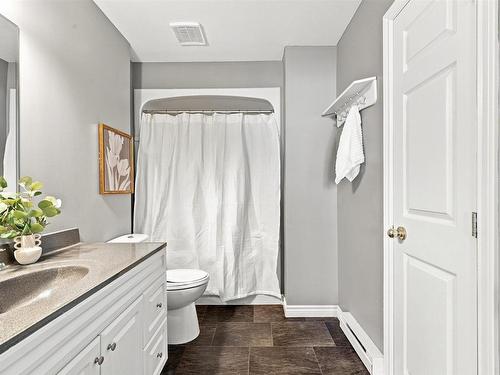 28 Sovereign Crescent, Westphal, NS - Indoor Photo Showing Bathroom
