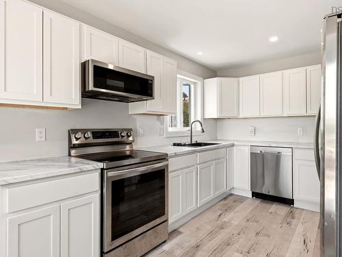 125 Appian Way, Dartmouth, NS - Indoor Photo Showing Kitchen