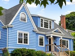 6705 Quinpool Road  Halifax, NS B3L 1C1