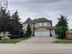 LOWER - 8 HEADFORD AVENUE  Richmond Hill, ON L4B 3V7