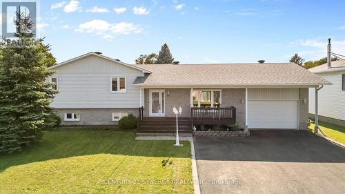 19 PROMENADE BOULEVARD  Russell, ON K0A 1W1
