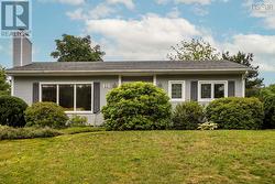 22 Kent Road  Kentville, NS B4N 2P1