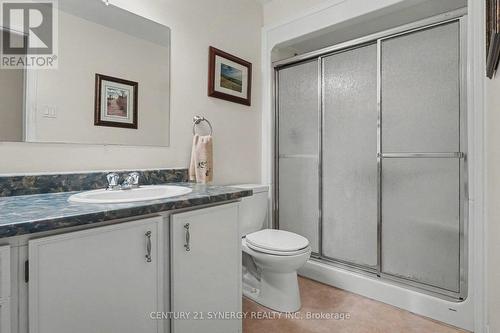 Main Floor Full Bath - 1078 Alenmede Crescent, Ottawa, ON - Indoor Photo Showing Bathroom