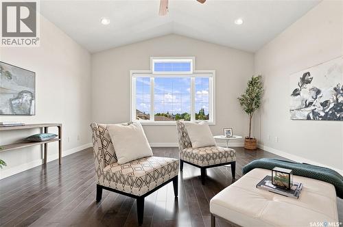 311 Lashyn Cove, Saskatoon, SK - Indoor Photo Showing Living Room