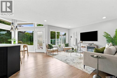 311 Lashyn Cove, Saskatoon, SK - Indoor Photo Showing Living Room