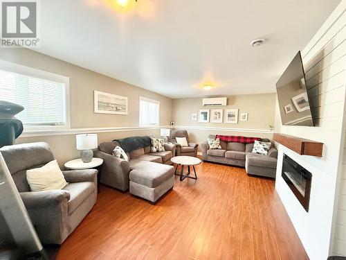 1 Griffin Street, Grand Falls-Windsor, NL - Indoor Photo Showing Living Room
