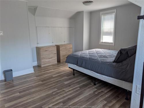 868 Elm, Windsor, ON 