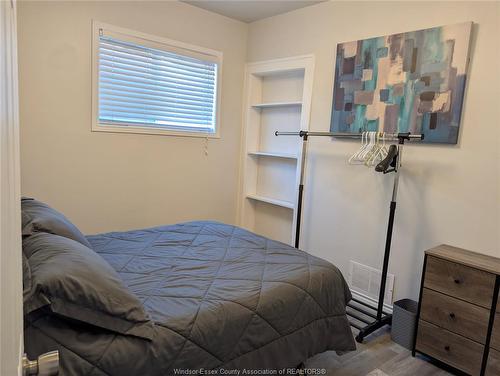868 Elm, Windsor, ON 