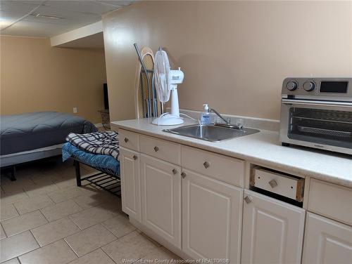 868 Elm, Windsor, ON 