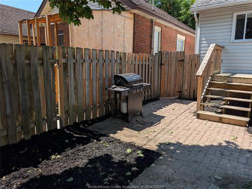 868 Elm, Windsor, ON 
