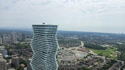 6208-448 Burnhamthorpe Road Mississauga, ON L5B 0R4