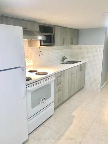 Lower Unit-305 Margueretta Street , Toronto, ON M6H 3S4