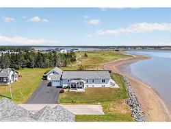 11 rue du Pêcheur Sud Lamèque, NB E8T 1L3