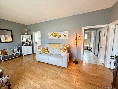 565 St Simon, Bathurst, NB 