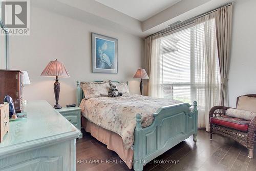 519 - 111 Civic Square Gate, Aurora, ON - Indoor Photo Showing Bedroom